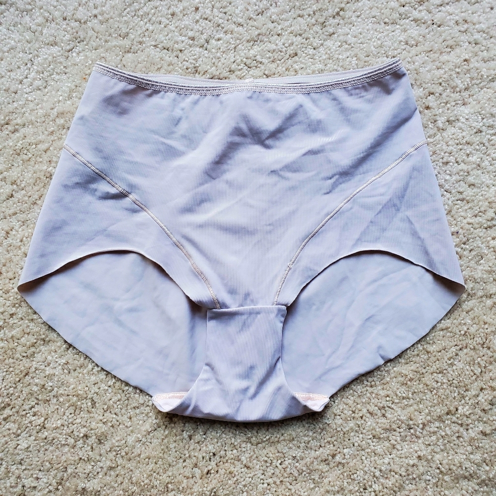 M&S pink shapewear size USA 2 to 4